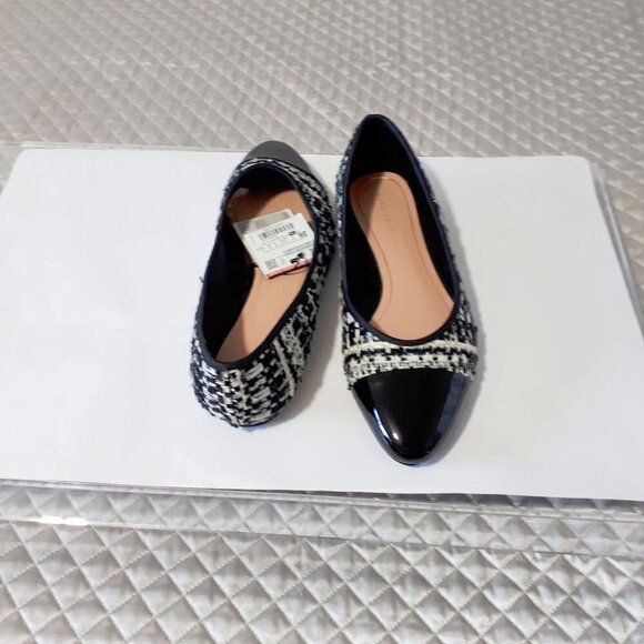 NWT Zara black, white & gold tweed-like flats w/ patent black rounded toe, 6 - Picture 8 of 14